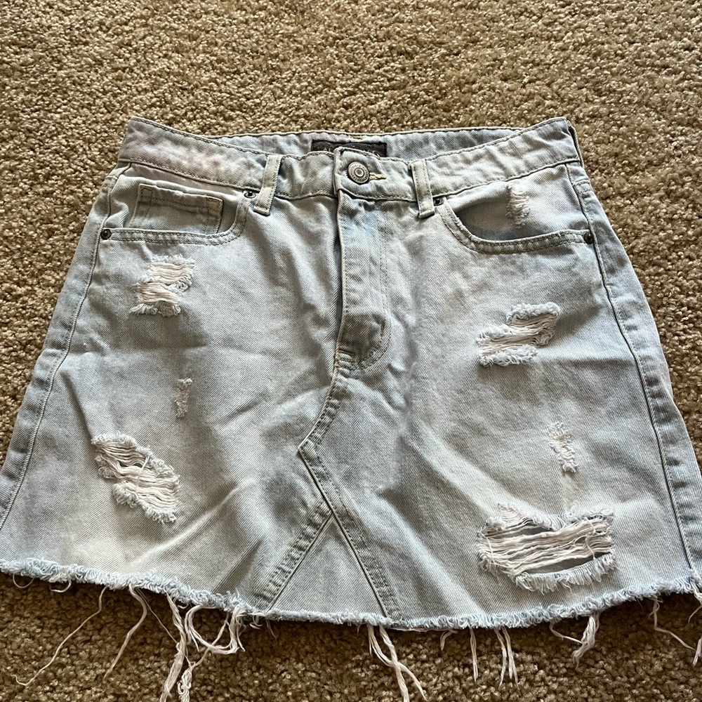 Aeropostale distressed jean skirt